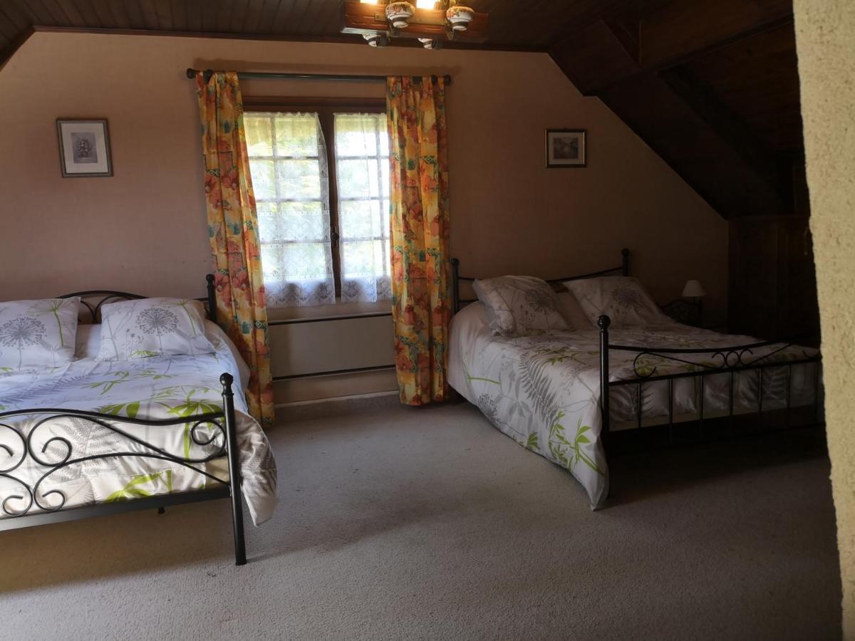 Bed and Breakfast Au Jardin Fleuri Secondigny Exterior foto